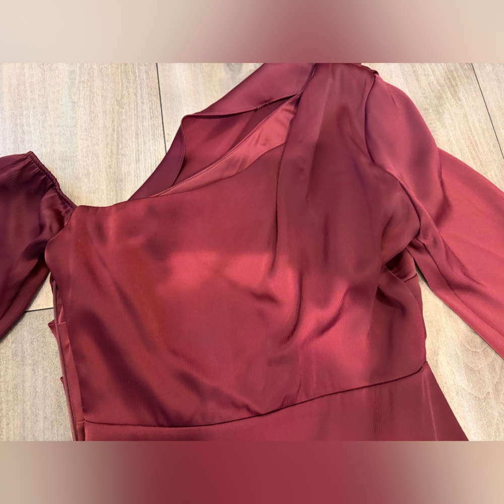 One-Shoulder Burgundy Maxi Dress with Long Sleeve - Picture 5 of 16